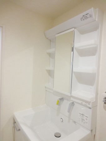 ef73c927f3cd15ee1ce2250edd8e3085